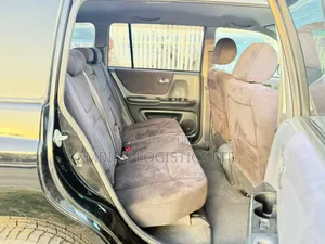 Toyota Kluger 2002 Black