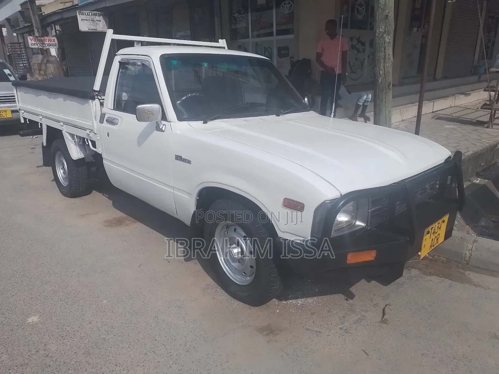 Toyota Hilux 2000 Pearl
