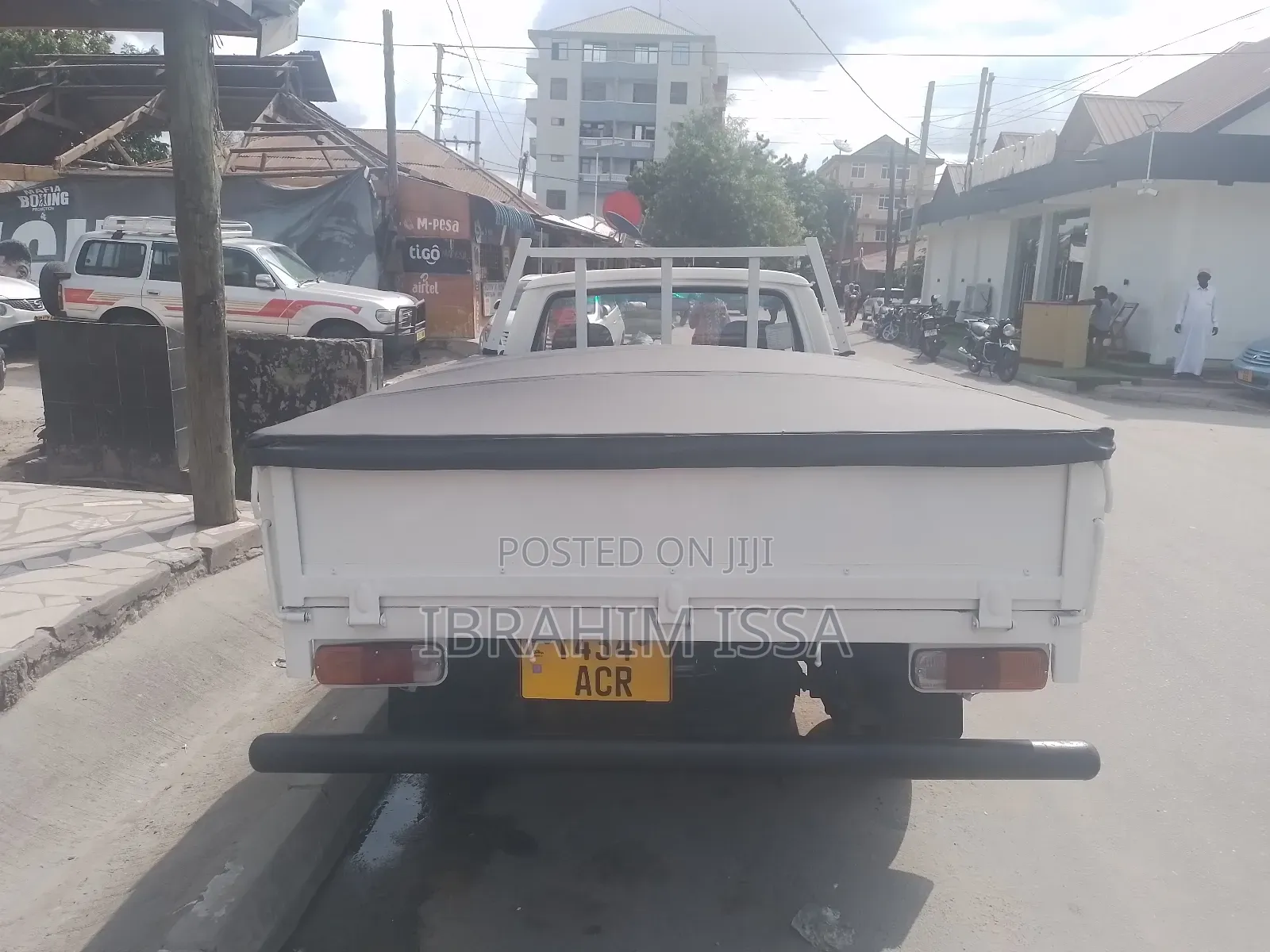 Toyota Hilux 2000 Pearl