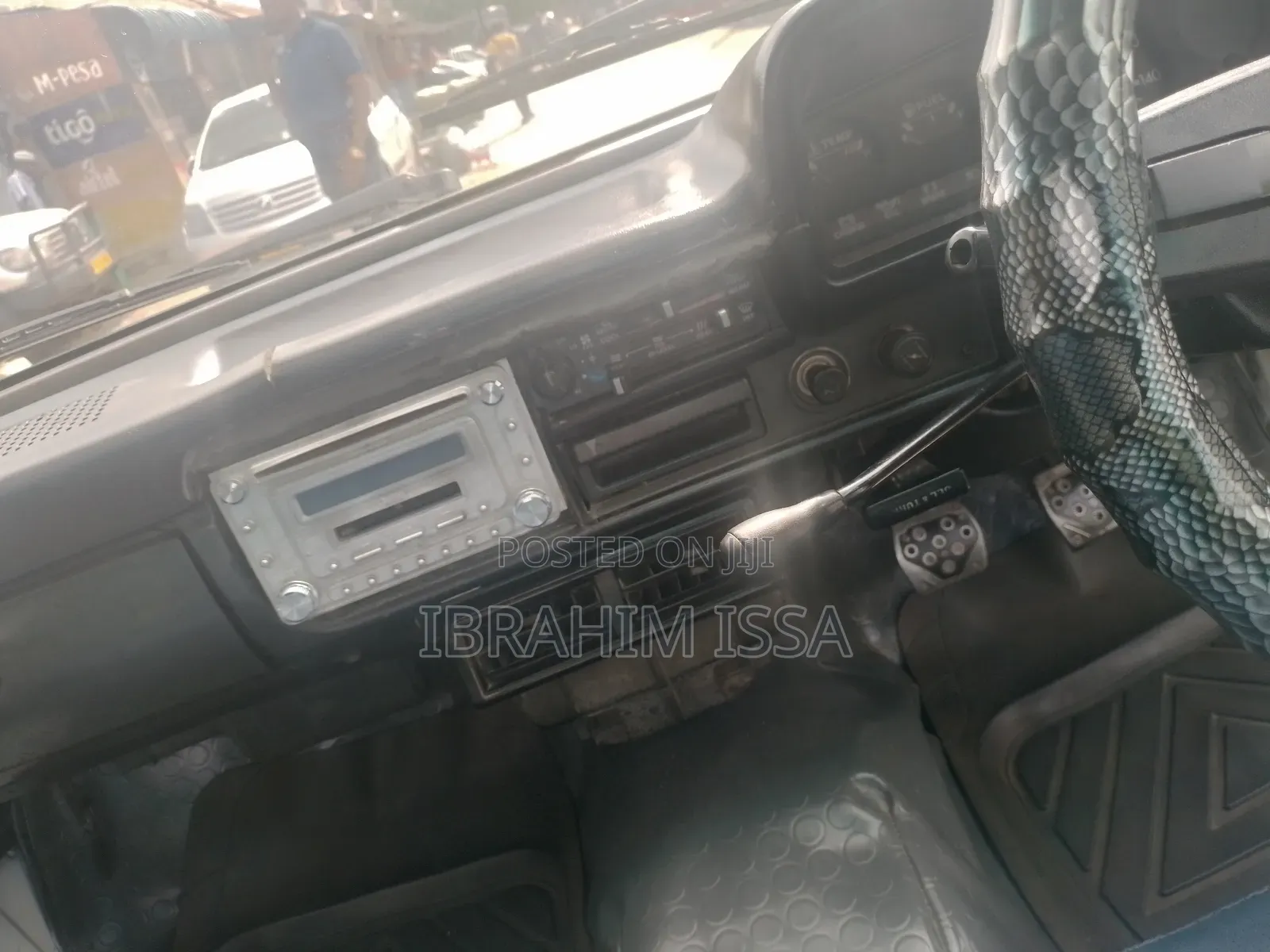 Toyota Hilux 2000 Pearl