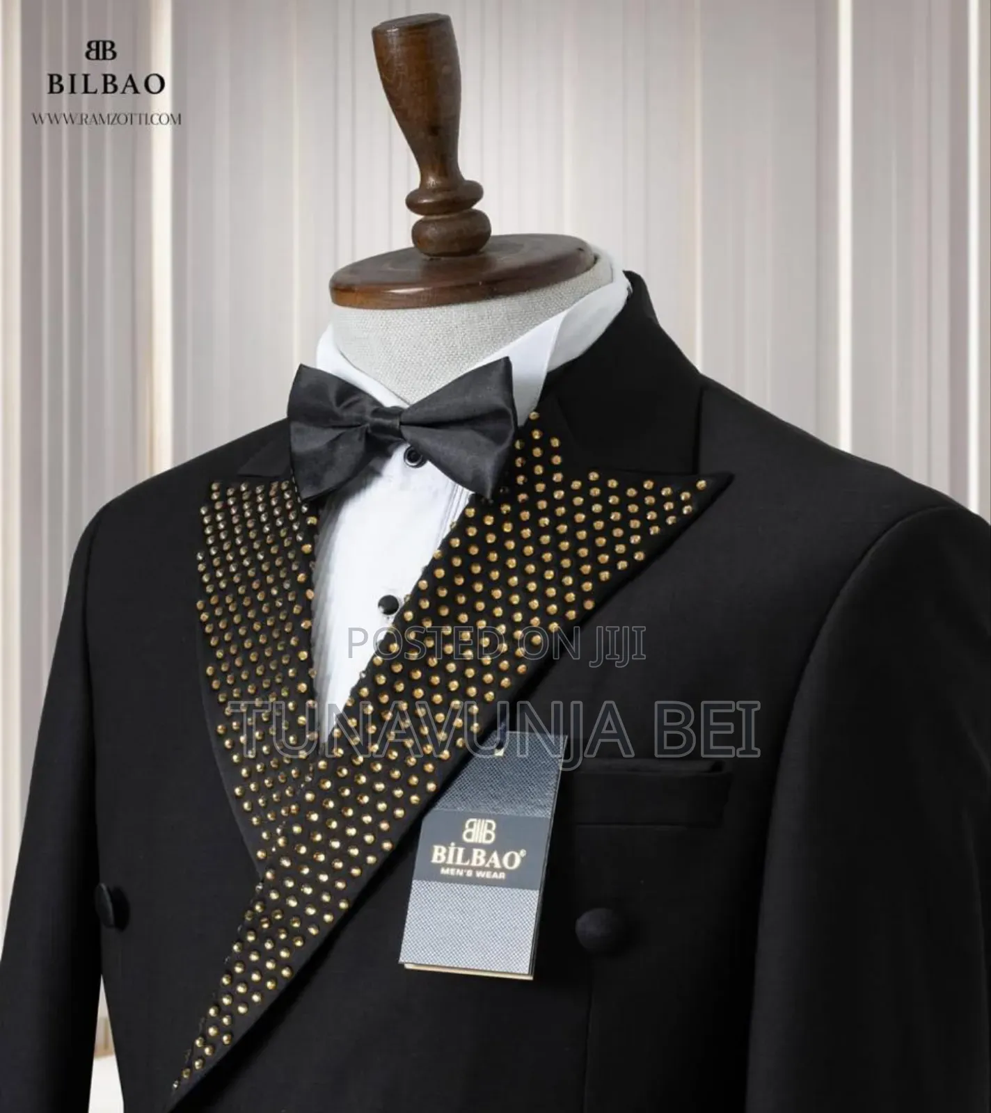 Malee Suit / Marco Millano