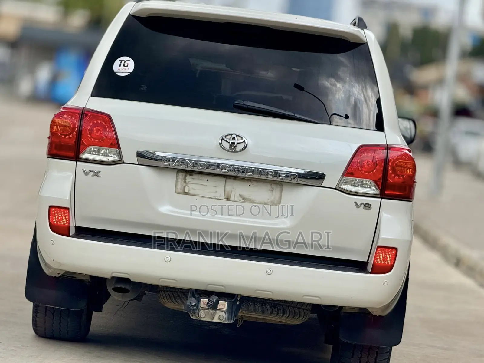 Toyota Land Cruiser 2012 White