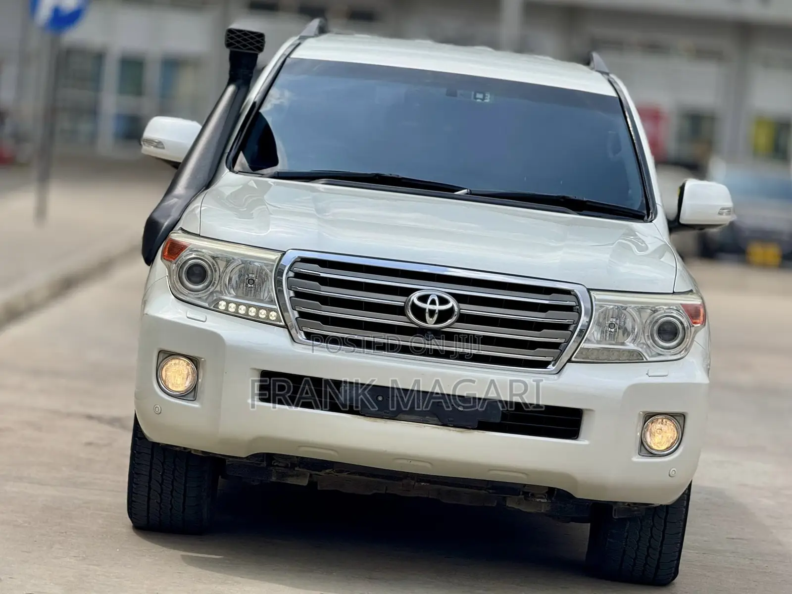 Toyota Land Cruiser 2012 White
