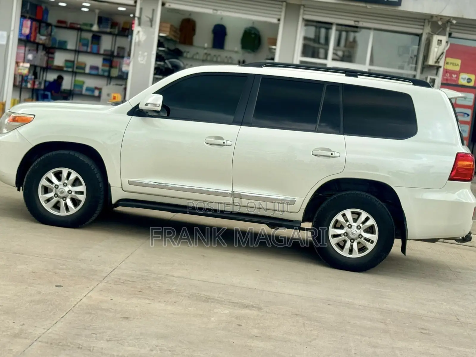 Toyota Land Cruiser 2012 White