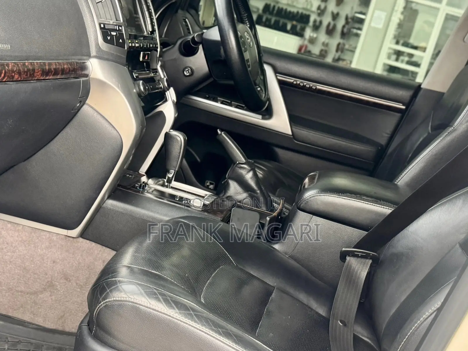 Toyota Land Cruiser 2012 White