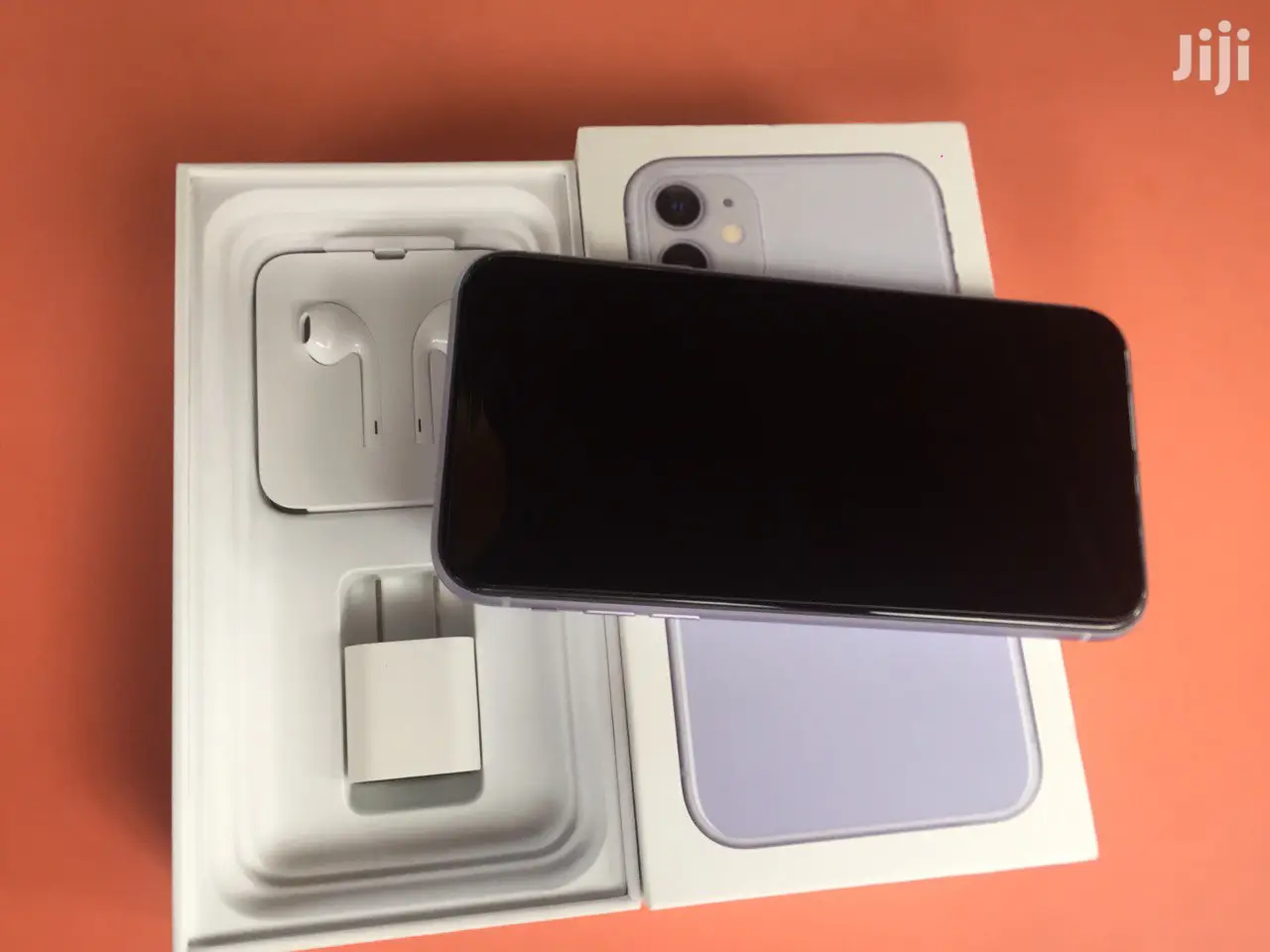 New Apple iPhone 11 64 GB Black