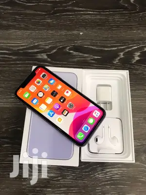 New Apple iPhone 11 64 GB Black