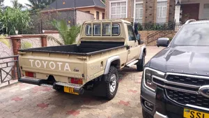 Toyota Land Cruiser 2017
