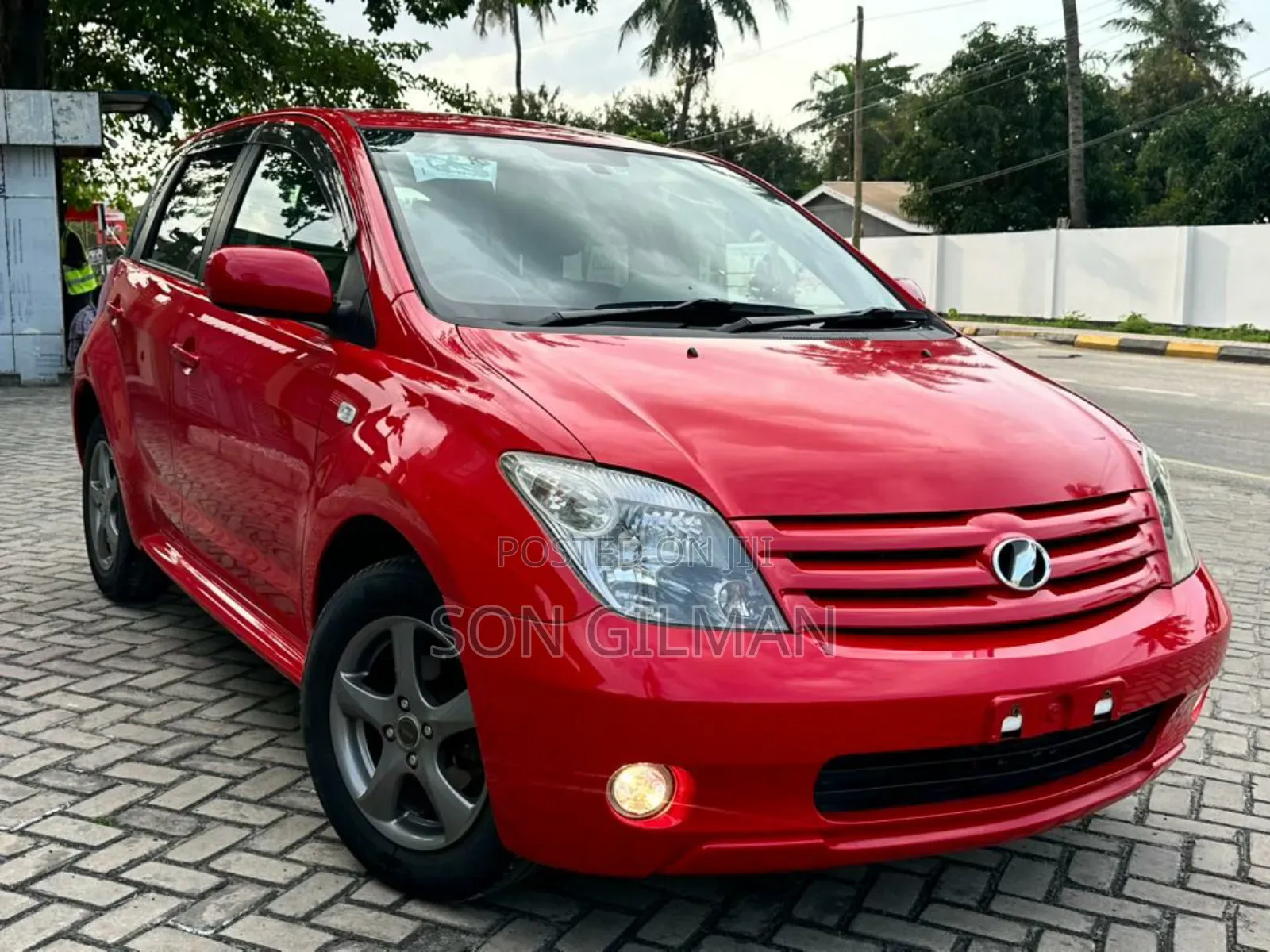 Toyota IST 2006 Red