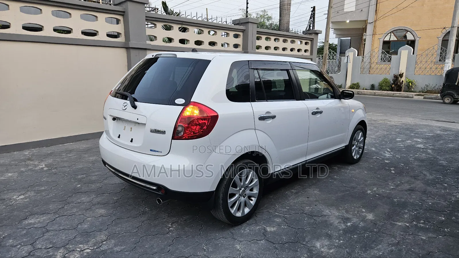Mazda Verisa 2007 White