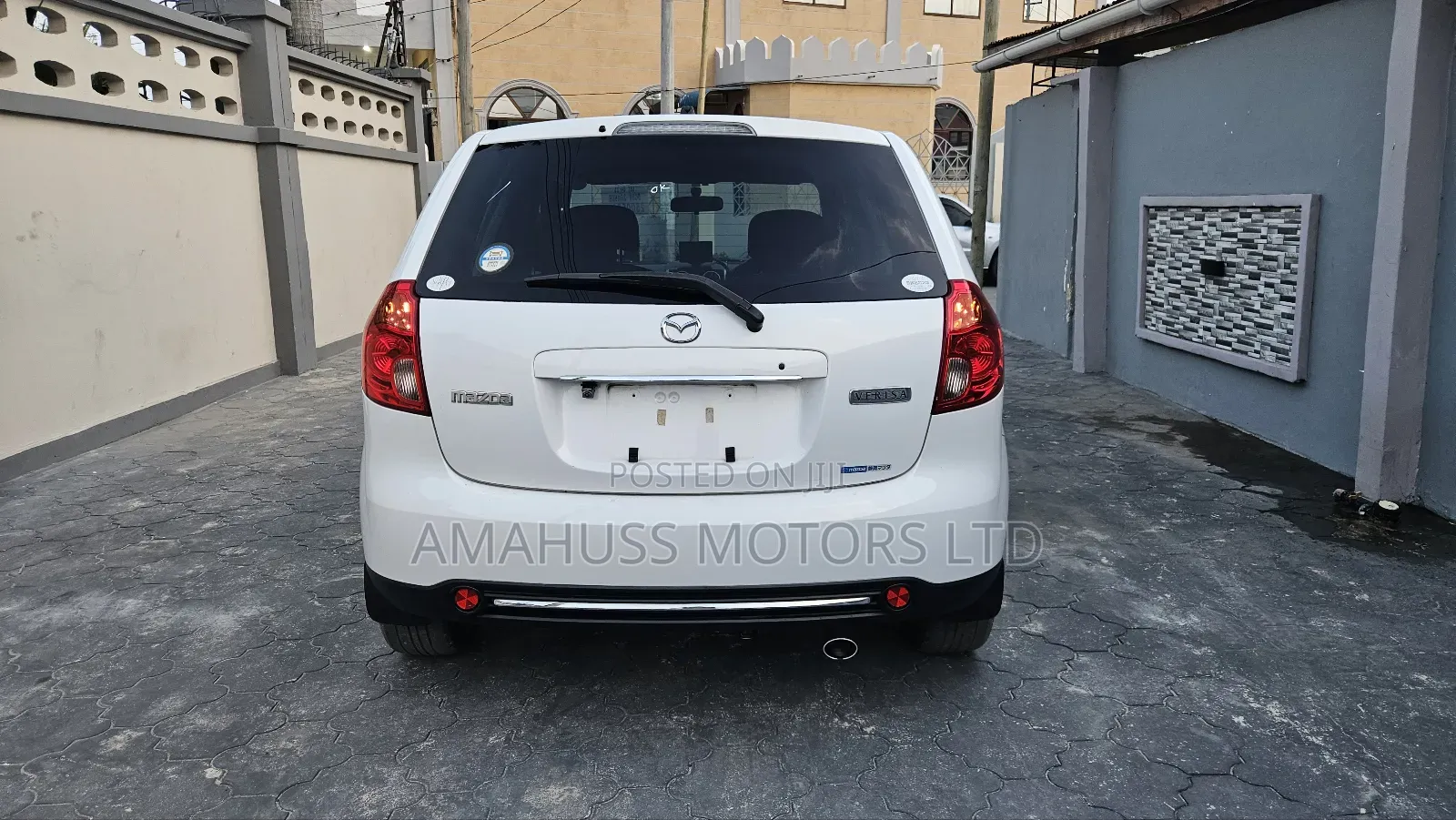 Mazda Verisa 2007 White