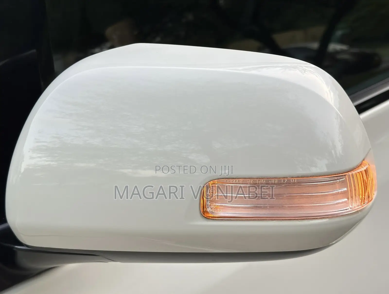 Toyota Alphard 2009 Off white
