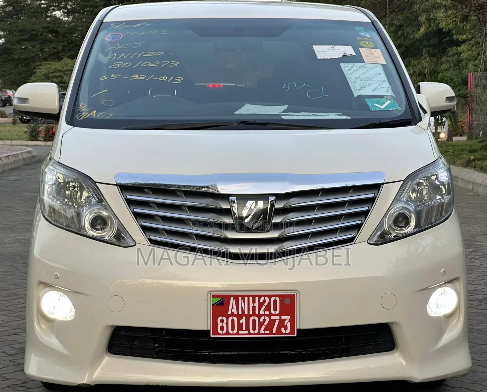 Toyota Alphard 2009 Off white
