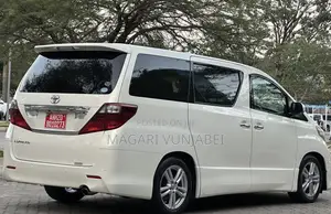 Toyota Alphard 2009 Off white