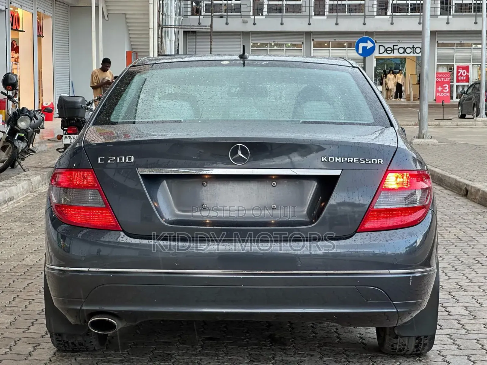 Mercedes-Benz C-Class 2009 Gray