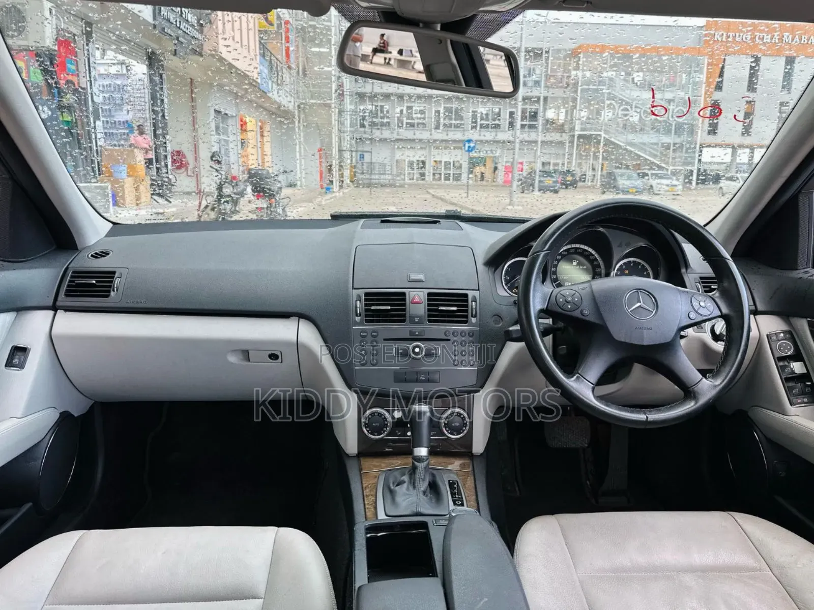 Mercedes-Benz C-Class 2009 Gray