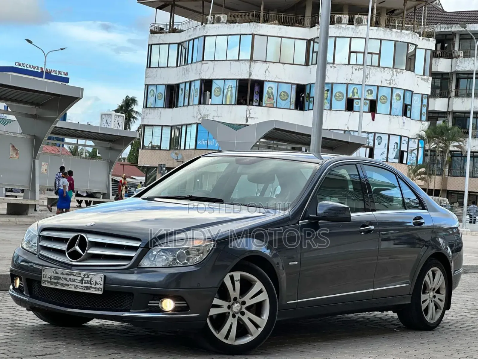 Mercedes-Benz C-Class 2009 Gray