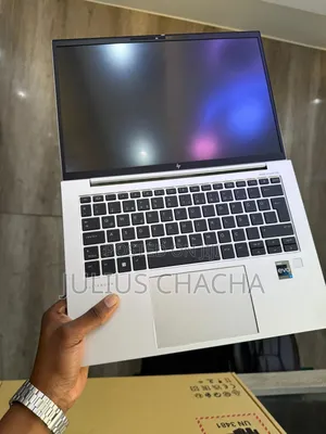 New Laptop HP EliteBook 835 G7 16GB AMD Ryzen 5 SSD 256GB