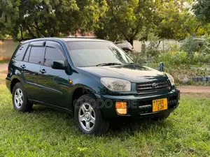 Toyota RAV4 Automatic 2003 Green