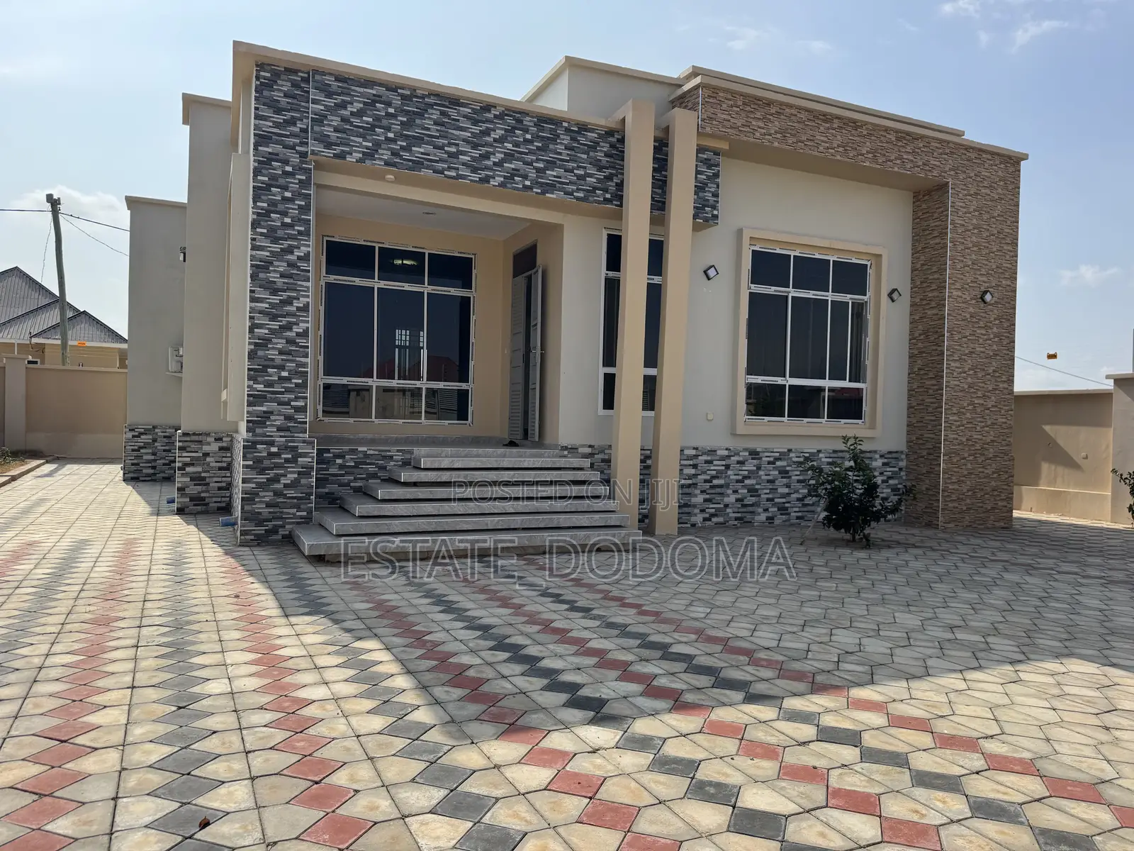 3bdrm House in Miganga East for sale