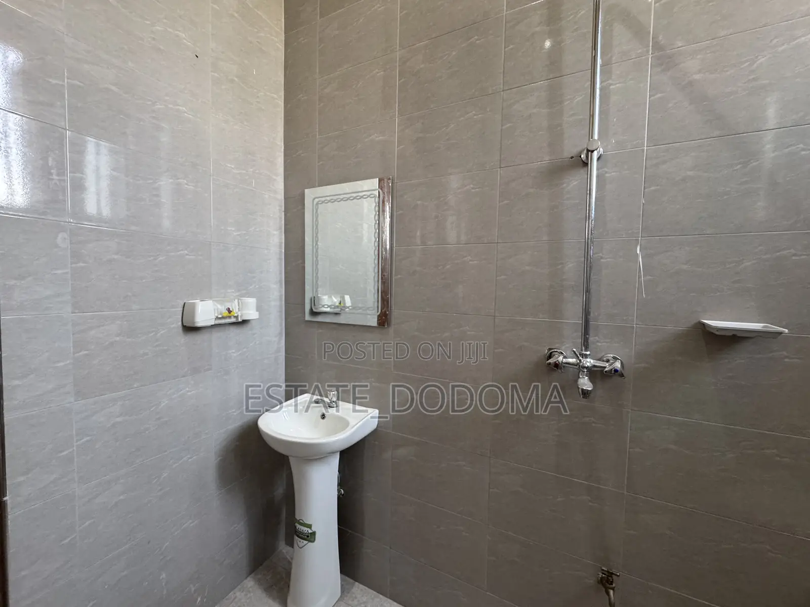 3bdrm House in Miganga East for sale