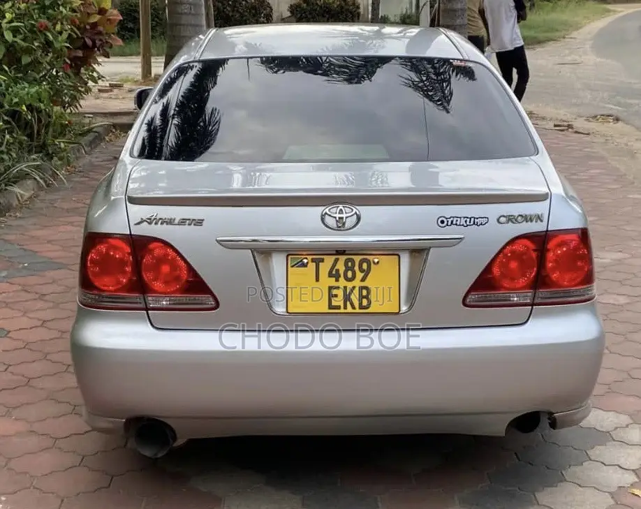 Toyota Crown 2006 Silver