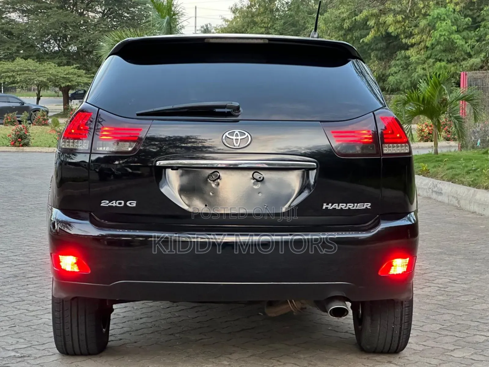 Toyota Harrier 2005 Black