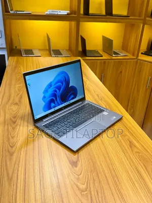 Laptop HP ZBook Firefly 14 G7 16GB Intel Core I7 SSD 512GB