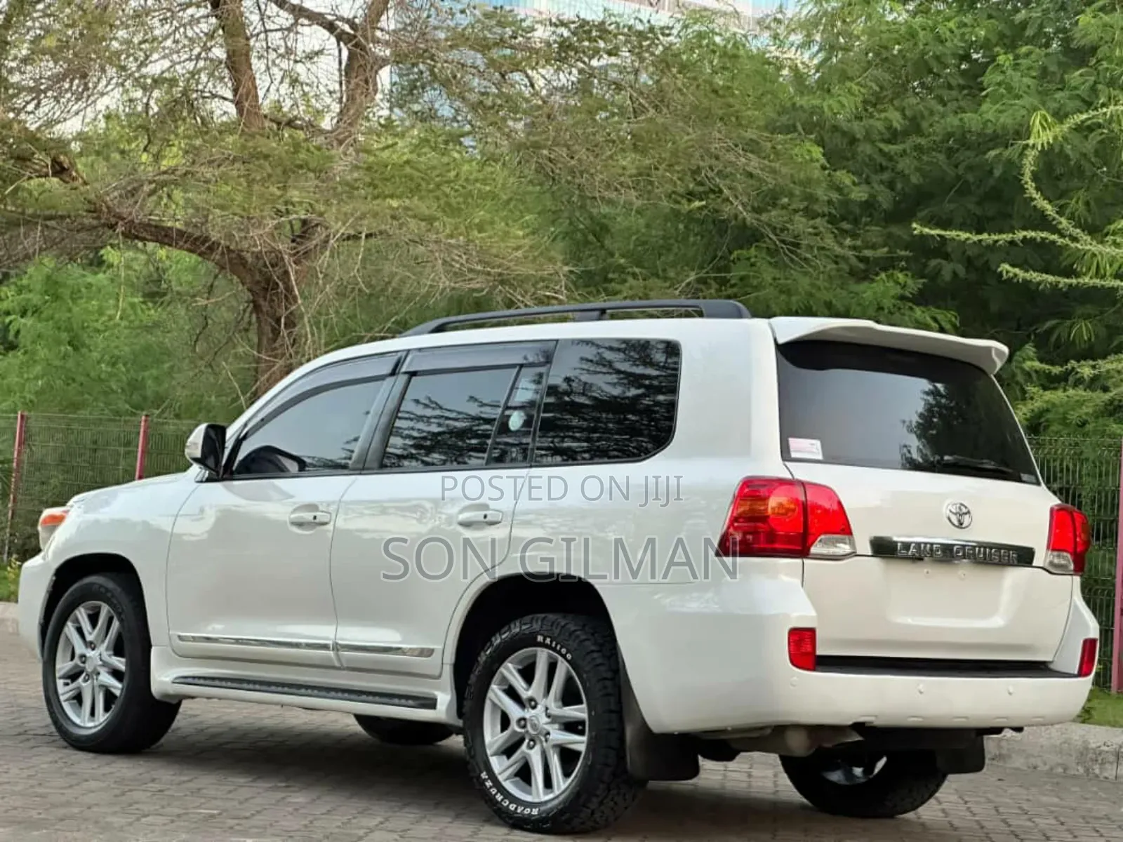 Toyota Land Cruiser 2014 Pearl