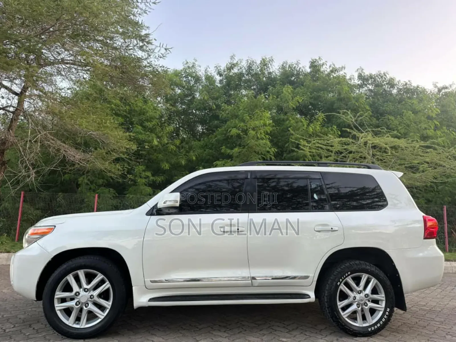 Toyota Land Cruiser 2014 Pearl