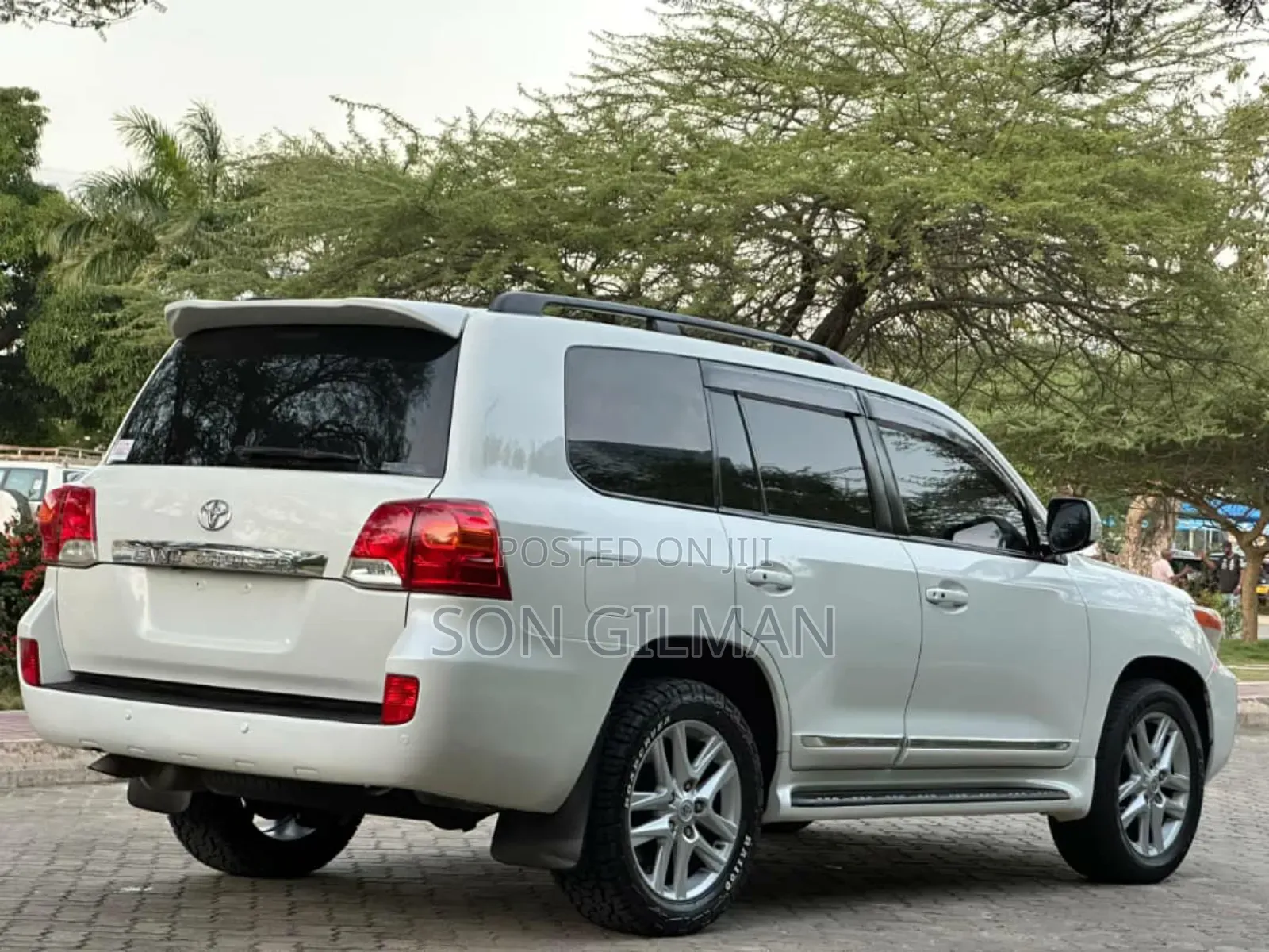 Toyota Land Cruiser 2014 Pearl