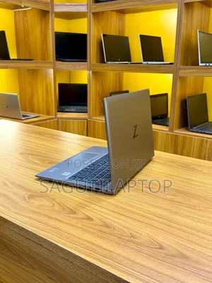 Laptop HP ZBook Firefly 14 G7 16GB Intel Core I7 SSD 512GB