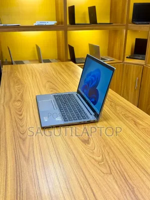 Laptop HP ZBook Firefly 14 G7 16GB Intel Core I7 SSD 512GB