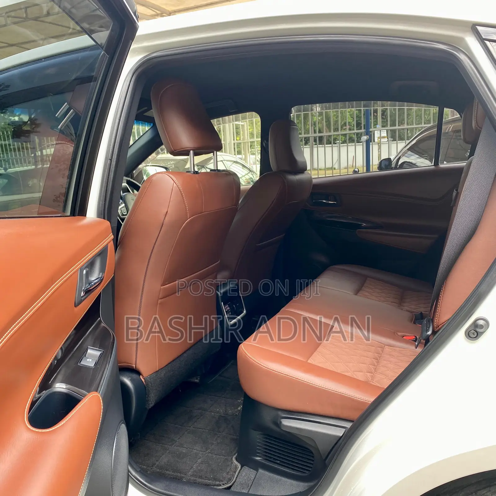 Toyota Harrier 2.0 2018 Pearl