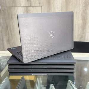 Laptop Dell Latitude 7320 16GB Intel Core I7 SSD 256GB