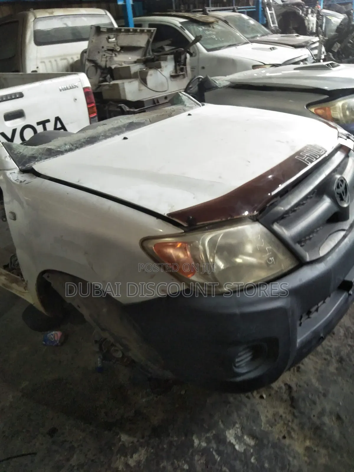 Toyota Hilux Half Cut