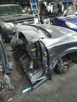 Toyota Hilux Half Cut
