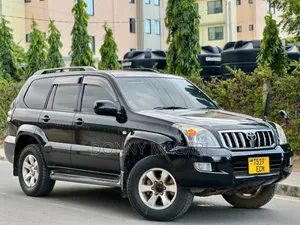 Toyota Land Cruiser Prado 2005 Black