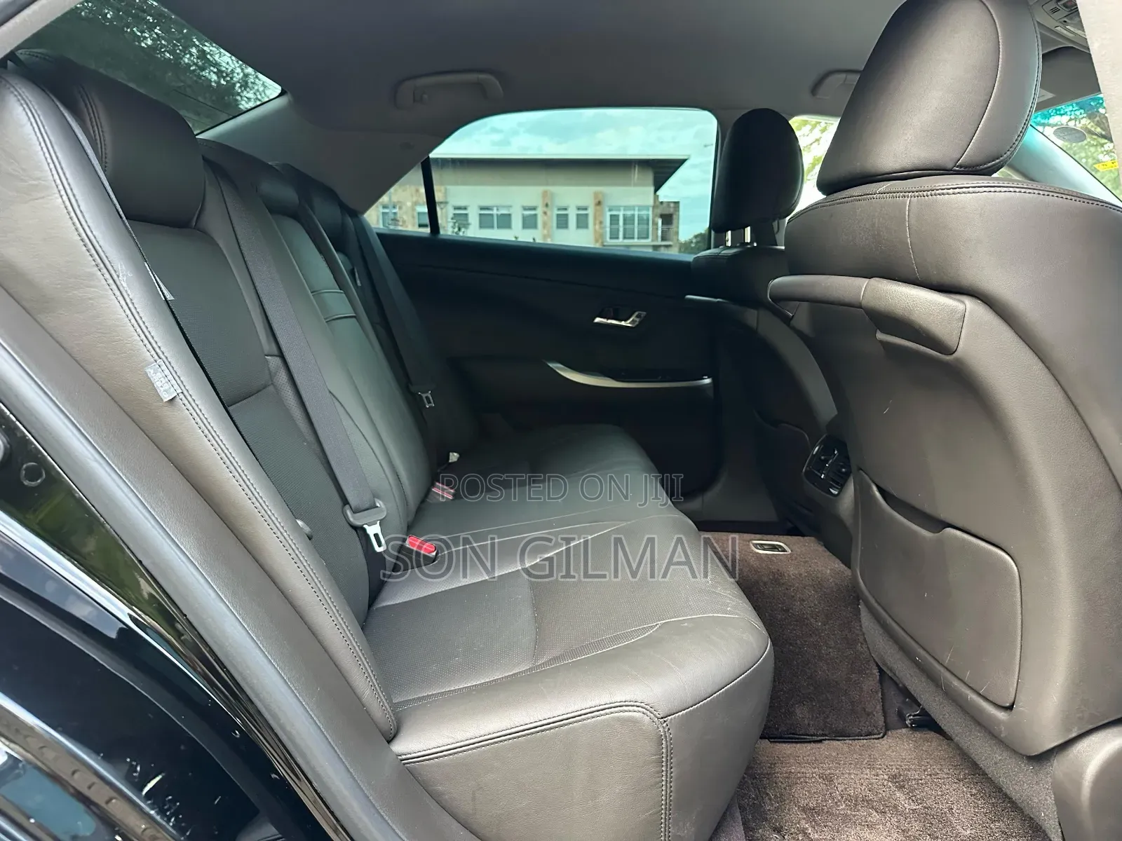Toyota Crown 2012 Black