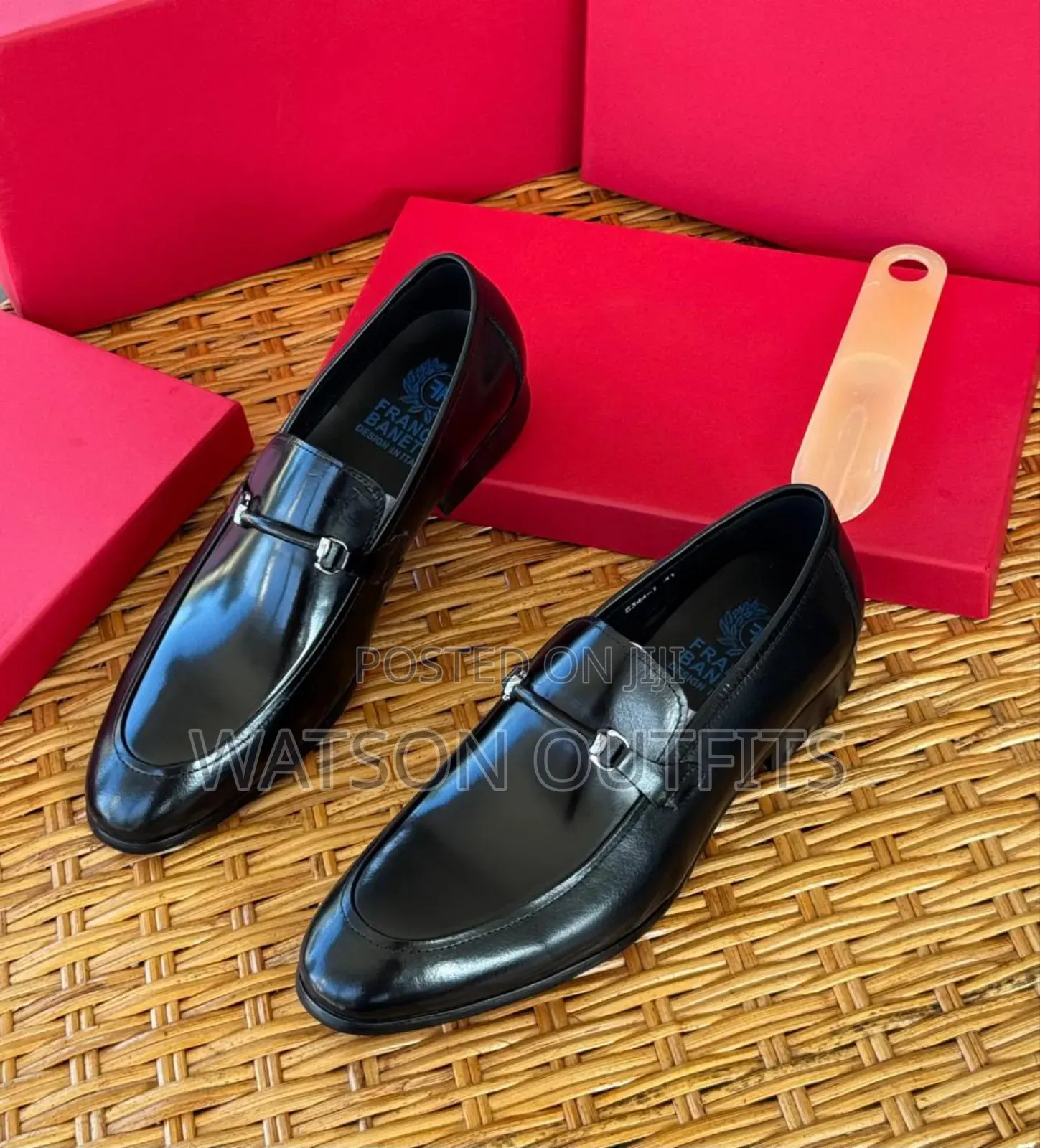 Men's Leather Shoes Clear Smart and Amazing