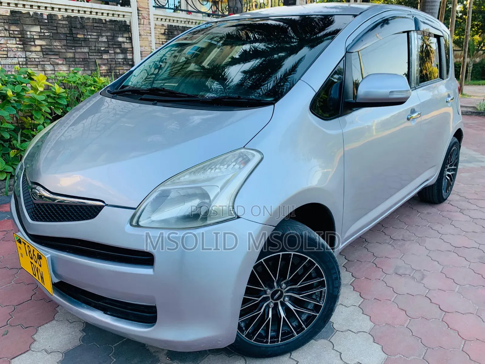 Toyota Ractis 2007 Silver