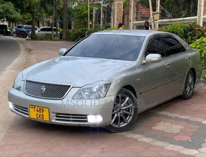 Toyota Crown 2006 Silver