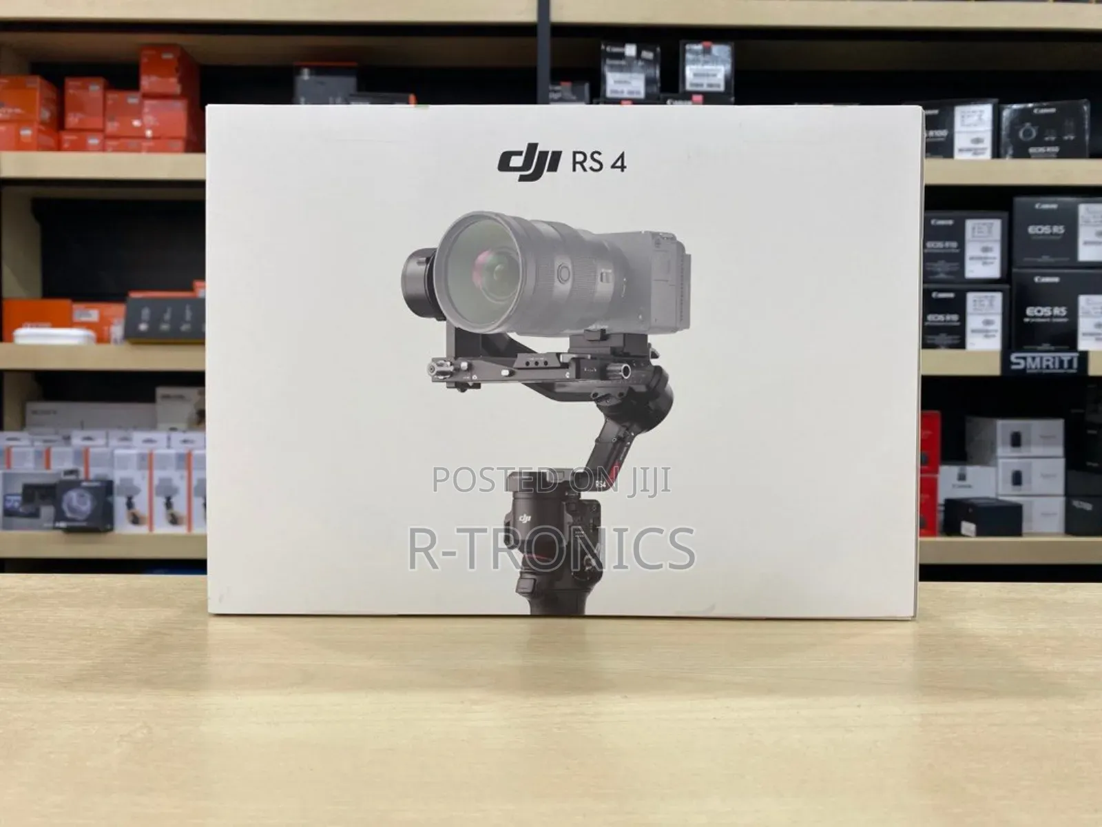 Dji Rs 4 Gimbal Stabilizer for DSLR and Mirrorless Cameras