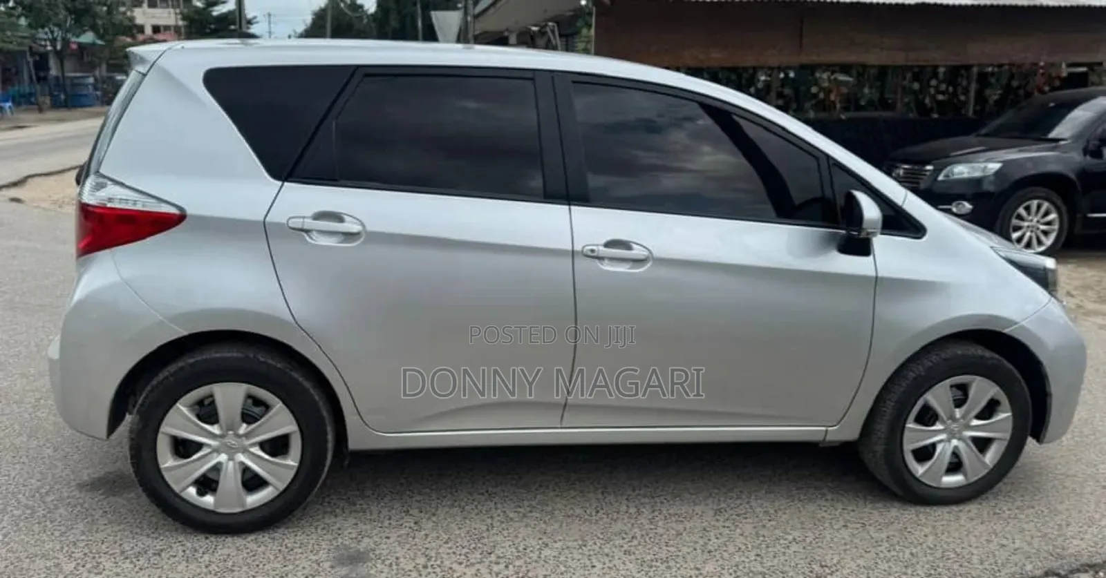 Toyota Ractis 2012 Silver