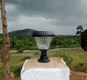 Ifanye Fence Yako Iwe Muone Wa Kisasa Usiku Kwa Taa Solar