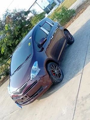 Toyota Ractis 1.3 FWD 2009 Burgundy