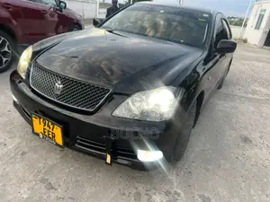 Toyota Crown 2006 Black