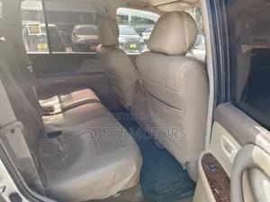 Toyota Land Cruiser 2003 Silver