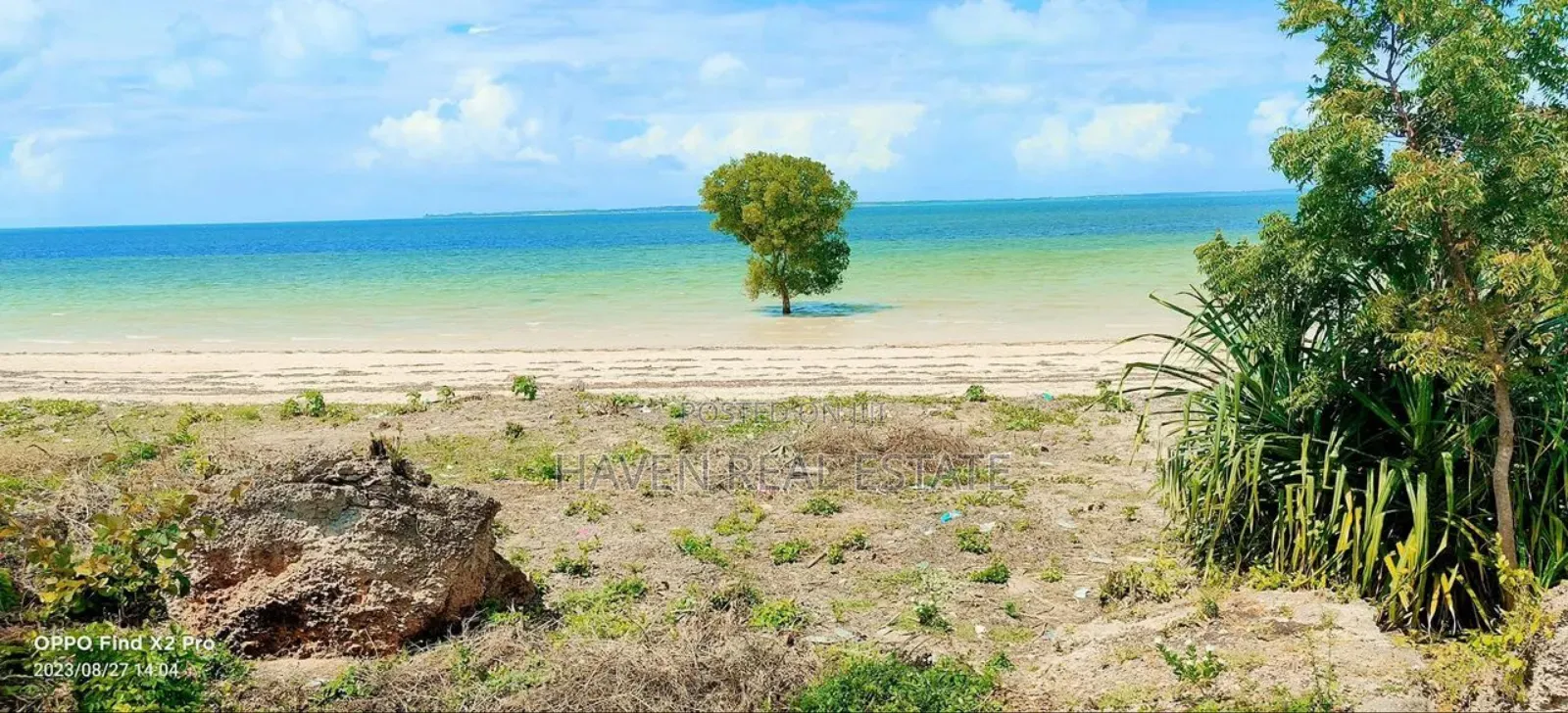 Beach Plot for Sale at Zanzibar