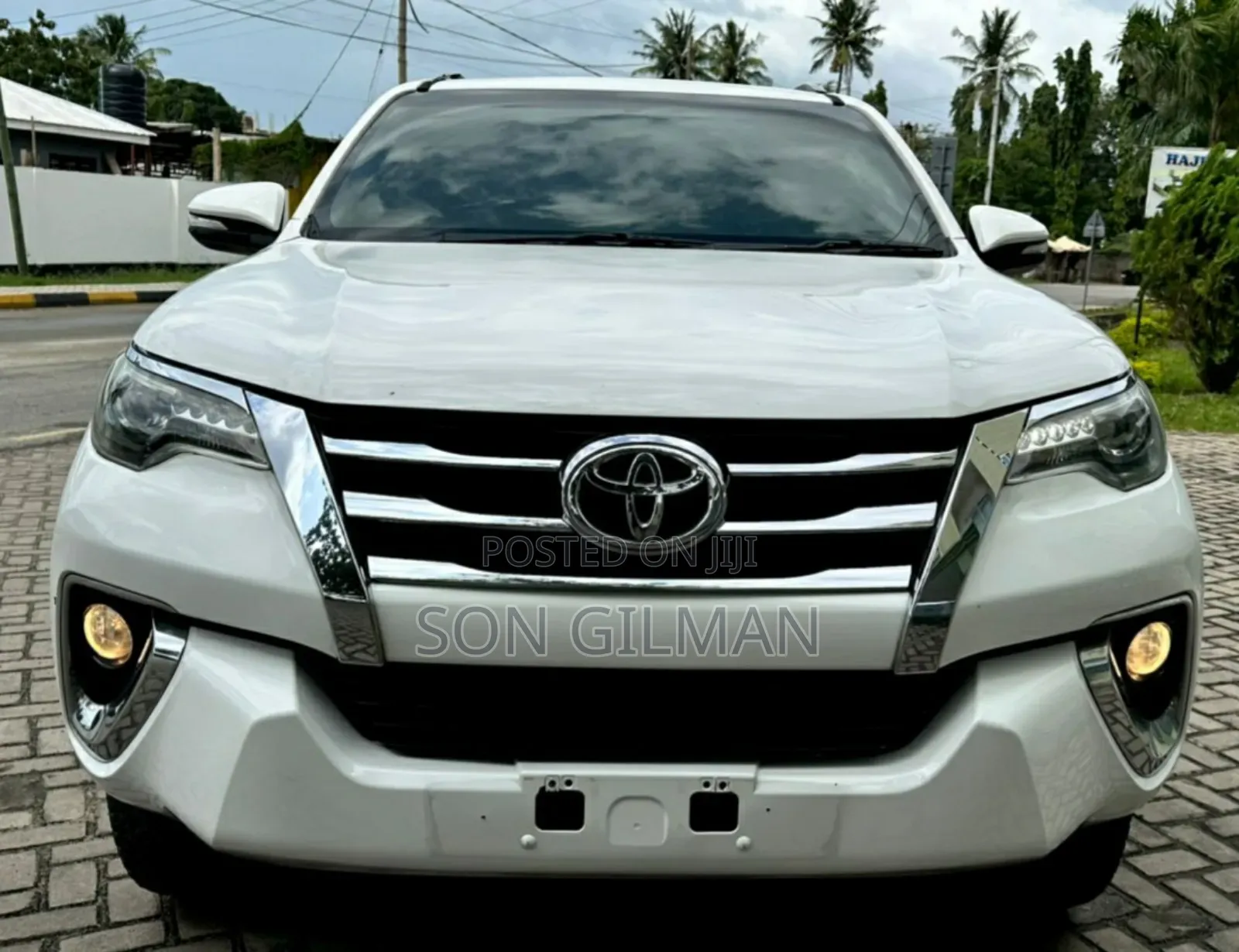 Toyota Fortuner 2017 Pearl